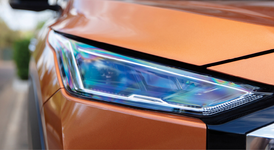 BI-PROJECTOR LED HEADLAMPS WITH LED DRL’S-Vehicle Feature Image