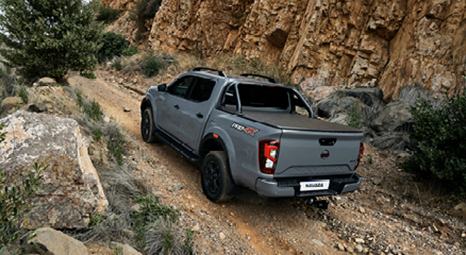 HILL START ASSIST (HSA)*-Vehicle Feature Image