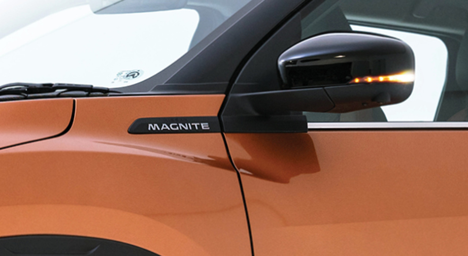 ELECTRIC ADJUST & FOLDING MIRRORS-Vehicle Feature Image